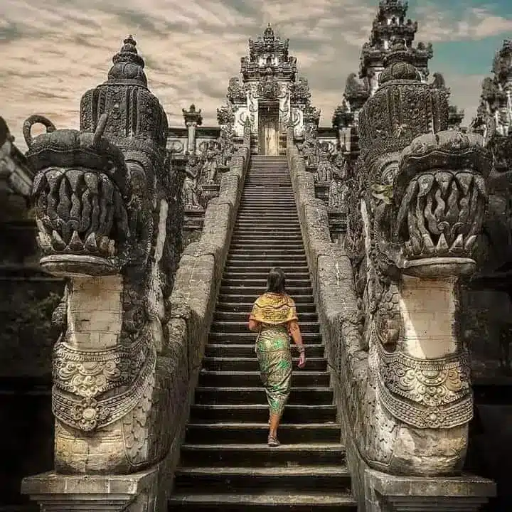 Tour Bali City